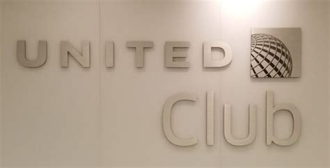 Lounge Review United Club Newark Terminal C Gate C120 Points With