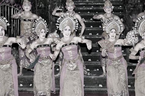 Tari Janger Bali Sejarah Asal Makna Dan Gerakan