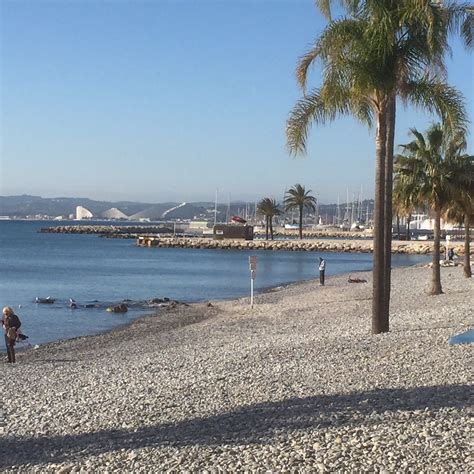 Trouvez les meilleurs prix sur des centaines de sites et réservez votre hôtel sur tripadvisor grâce à 314 275 avis sur var hôtels. Beach at Saint Laurent du Var, France . | Kunst