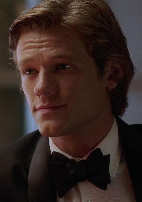 A fan spotted lucas till walking alone, probably coming back from picking up his mail at the end of his several mile long driveway, on the afternoon of september 27, 2020. Pin by Christine Vez on Lucas Till/MacGyver in 2020 | Lucas till macgyver, Lucas till, Macgyver