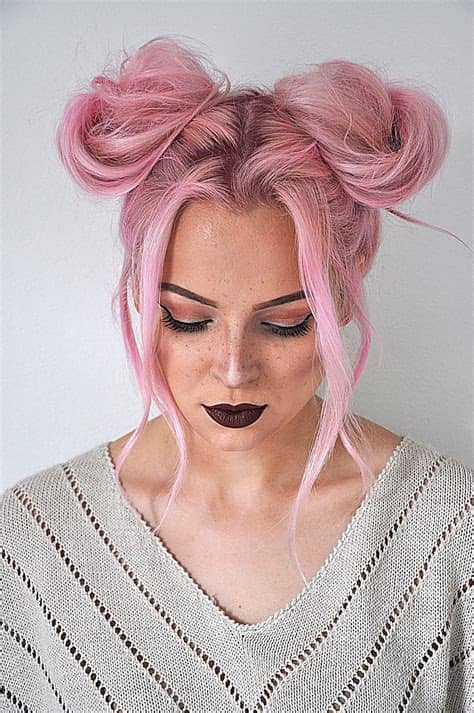 Different colourists have their own methods but generally the process will follow the following steps Quick and Easy Space Buns Hairstyle Tutorial | MayaLaMode
