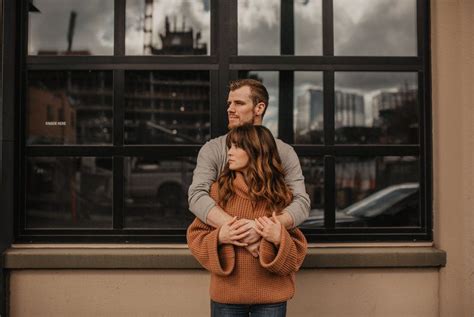 Downtown Portland Urban Couple Session Chelsea Mitchell — Corrie Mahr Photography