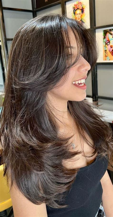 Este es el Butterfly Cut el corte de cabello moda más femenino Mujer saludable Todo