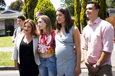 Neighbours Exits And Huge Secret Revealed 20 New Pics Paige Neighbours Home Away Fangirl