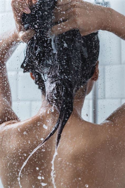 Hot Shower Wife Share Friend Pics