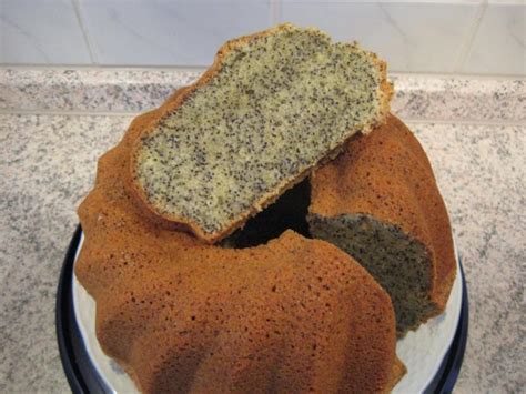Check spelling or type a new query. Mohnkuchen leichter Kuchen mit Mohn - Rezept mit Bild ...