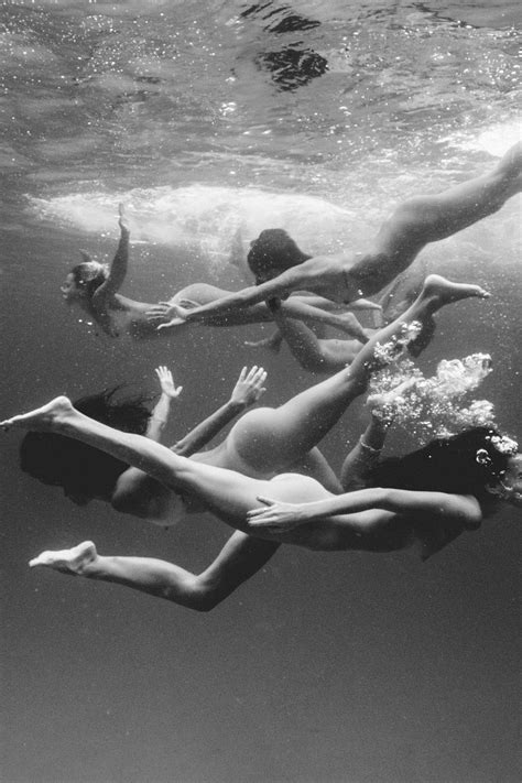 Underwater Nude Models