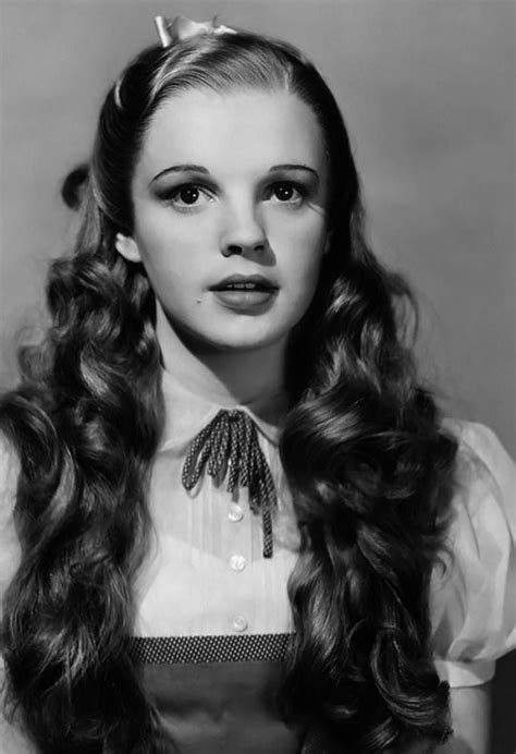 Judy Garland In A Very Early Costume Test For The Wizard Of Oz Ca