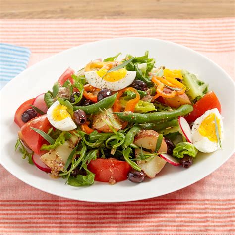 Recipe Summer Vegetable Niçoise Salad With Sweet Peppers And Hard Boiled