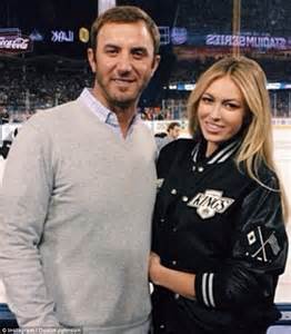 Paulina Gretzky Shows Off Post Baby Body Five Months After Giving Birth