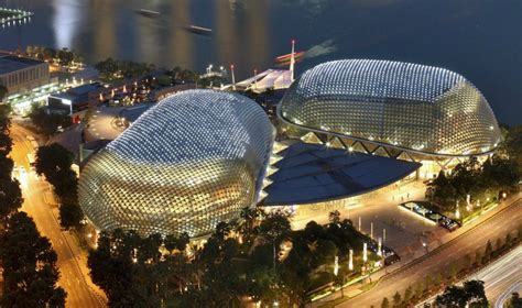 Things To Do At The Esplanade Singapore Shopping Restaurants Bars