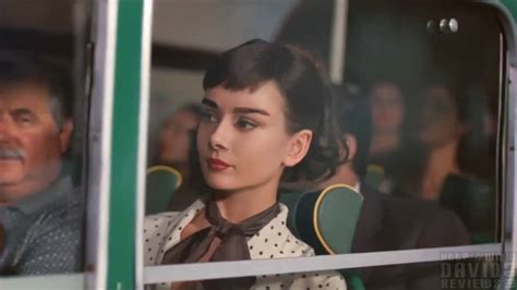 Cgi Audrey Hepburn For A Dovegalaxy Chocolate Commercial Tomo Un Año