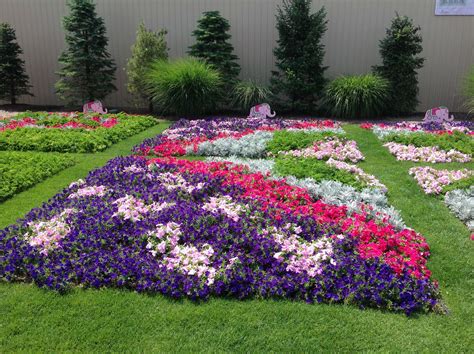 Find a wide variety of lantana plants for your butterfly garden. Pin on flower quilts of northern Indiana