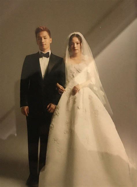 Min hyo rin starred in his music video and then later in december of 2013 they were rumored to be dating since some eyewitnesses stated to see them in dates in cafes and restaurants. Taeyang and Min Hyo Rin Wedding | Đám cưới, Ảnh cưới, Nhà