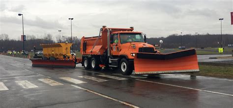 Conn Dot Gets New Fleet Of Tow Plows For Clearing Two Lanes In One