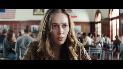 Friend Request Bande Annonce Officielle Vf Youtube