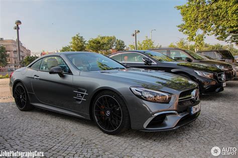 A network of cameras, radar and other sensors can help get you out of danger before you're in it. Mercedes-AMG SL 65 R231 2016 - 26 June 2016 - Autogespot
