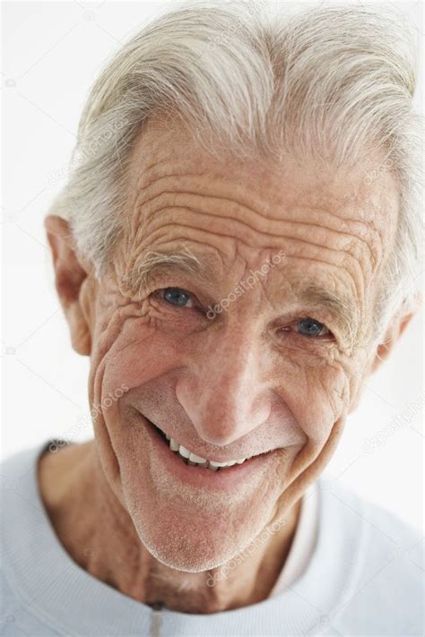 Closeup Of Old Man Smiling — Stock Image Old Man Portrait Portrait