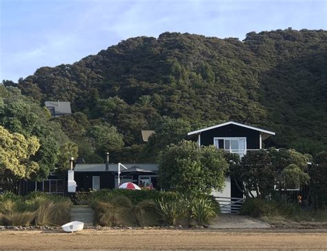 Totara Lodge Bay Of Islands Beach House For Rent Holiday Houses