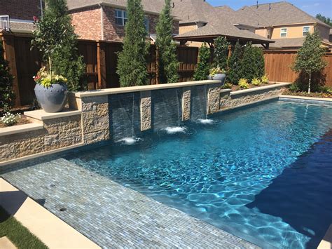 Water Features Distinctive Pools