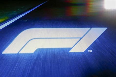 Former formula one logo (from 1993 to 2017). Formula 1 unveils new logo for 2018 season - F1 - Autosport