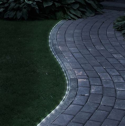 15 Creative Driveway Lighting Ideas