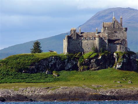 Whether you choose a medieval imagine being the lord or lady of your very own luxury castle, sleeping in a magnificent four poster bed and exploring acres of beautiful grounds. Rent a Motorhome in Scotland - Isle of Mull | Roseisle ...