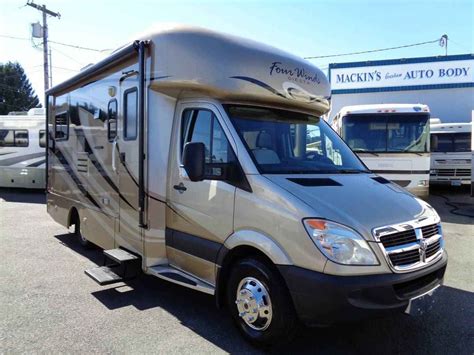 2009 Used Four Winds Siesta Class C In Oregon Or