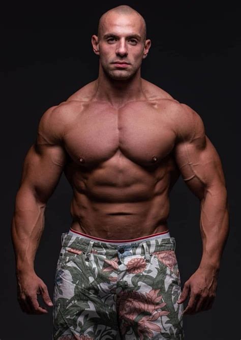 Great BodyBig MusclesPerfect Biceps Masculino Macho Moda