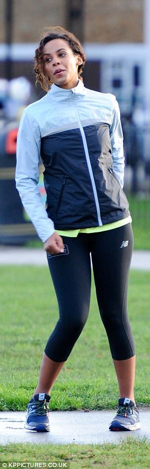 Rochelle Humes Flaunts Gym Honed Physique For Sports Ad Daily Mail Online