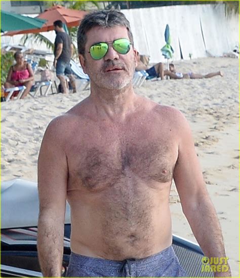 simon cowell goes shirtless at the beach with longtime love lauren silverman photo 4002088