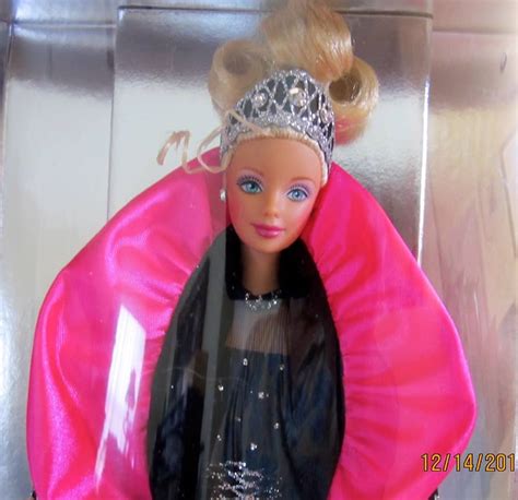 Barbie 1997 Happy Holidays Doll Special Edition Blonde By Mattel 安い専門店 Blogknakjp