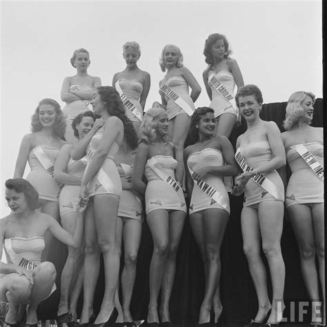 The First Miss Universe Pageant 1952 Miss Universe Swimsuit Pageant Pictures Pageant