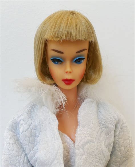 Extremely Rare Blonde Pink Skin American Girl Barbie In Gala Abend