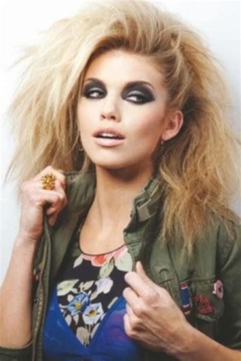 Awesome compilation of best old and vintage hairstyles for women and girls. 1980's | Rock hairstyles, 80s hair, Medium hair styles