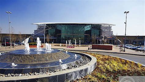 I did not expect to find such a large, modern shopping mall in soweto. Soweto's humble Property Giant, Richard Maponya praised ...