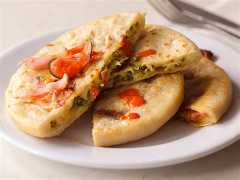 Salvadorian Food Pupusas
