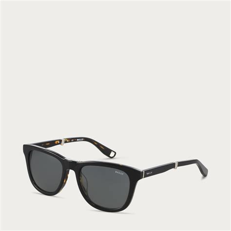 bally wayfarer sunglasses men ́s wayfarer sunglasses in black tortoise in black for men lyst