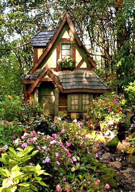 𝓅𝒾𝓃𝓉𝑒𝓇𝑒𝓈𝓉 𝒶𝓁𝑒𝓍𝓍𝒶𝓃𝒹𝓇𝒶𝒶𝒽𝒽 Cottage Garden Fairytale Cottage Cottage