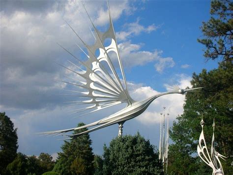 Starr Kempfs Kinetic Wind Sculptures Tuin Vogels