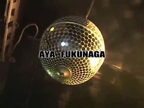 Много секси Японка танцува Aya Fukunaga Micro Bikini Oily Dance Videoclipbg