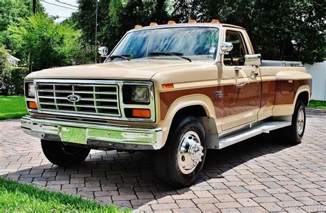 1985 Ford Truck Bag Helmet