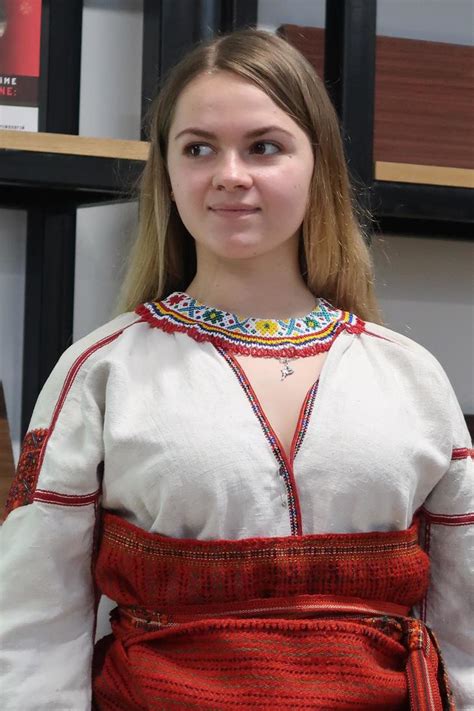 ウクライナの民族服 勉強会 地球の歩き方