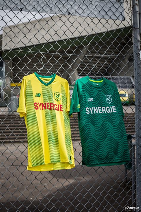 Consultez toutes les archives nantes qui ont marqué l'actualité en juillet 2020: New Balance dévoile les maillots 2019-2020 du FC Nantes