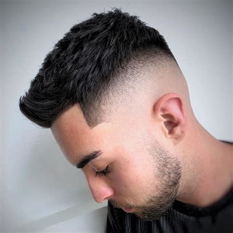 17 New Textured Haircuts For Men 2020 In 2020 Textured Haircut Short
