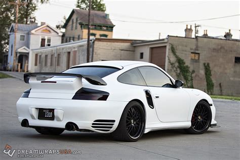 Whether you are looking for a specific color or a custom color, nothing is too much for our team to handle. Matte White Porsche 996 | Wrapfolio