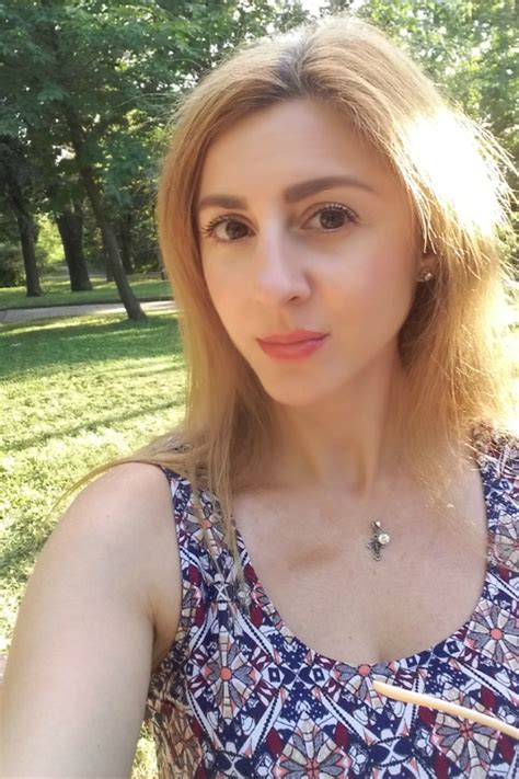 Interdating Single Ukrainian Russian Women Oksana Looking For Men Code 6530