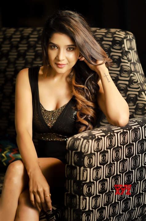 Actress Sakshi Agarwal Stunning Stills From Latest Photoshoot Social News Xyz