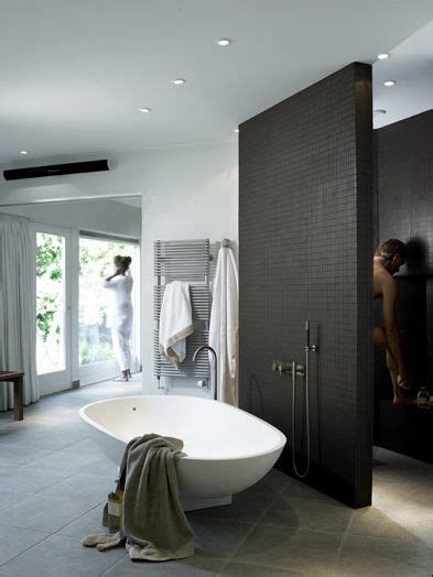 When it comes to a bathroom, it's all about the tile. Bath Tub Feature Walls | TILEjunket