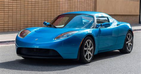 Discover the key facts and see how tesla roadster performs in the sedan ranking. Bid On This First-Gen Tesla Roadster | HotCars